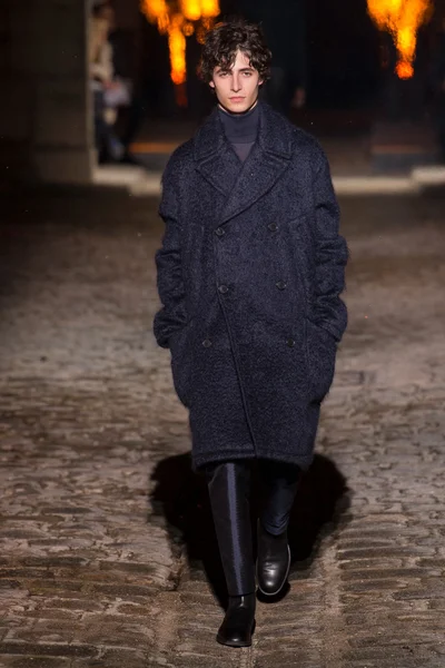 Look 52